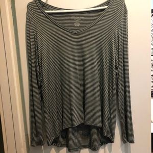 Soft and sexy long sleeve American eagle shirt